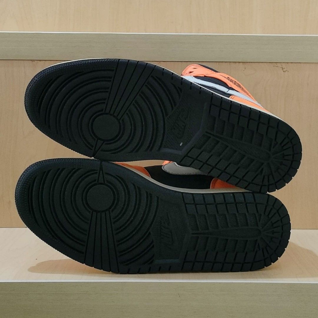 orange black retro 1