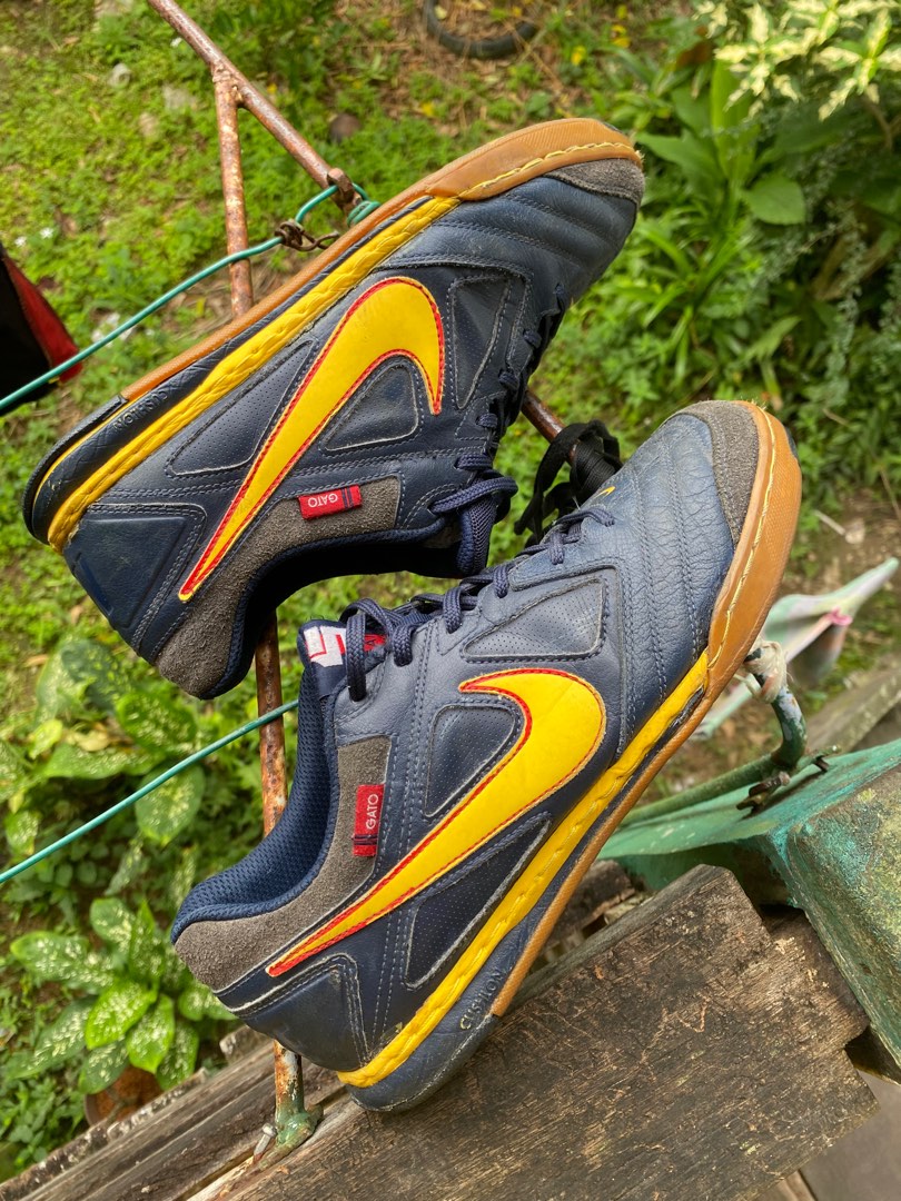 nike5 gato