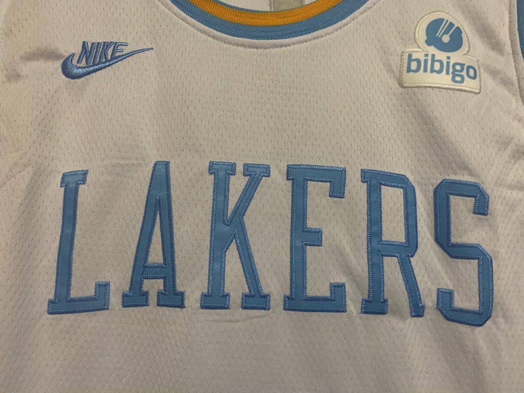 Nike Lakers Vintage Jersey (Category: Activewear) located in Taguig. Submitted by geebui (Listing ID 1200231749, Image 3). Description: Nike Lakers Vintage LeBron James Jersey Dimes: 23 x 30 Condition: Brand New Issue: None.