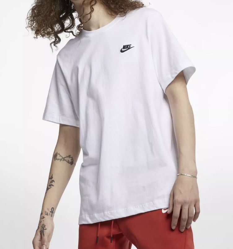 Nike t shirts sales free shipping