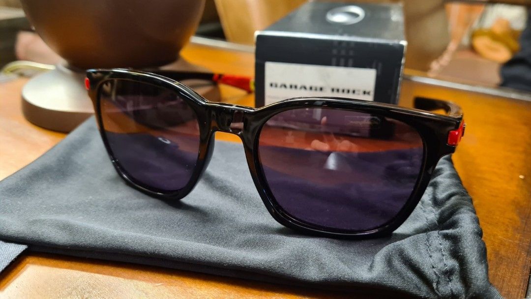 Oakley Ferrari Edition Garage Rock, Men's Fashion, Watches & Accessories,  Sunglasses & Eyewear on Carousell