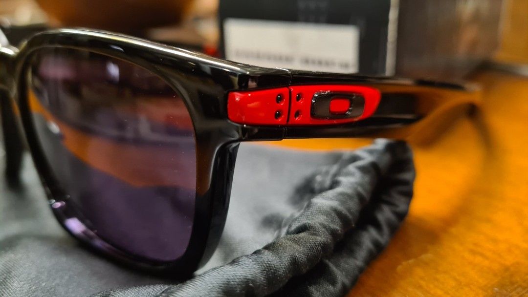 Oakley Ferrari Edition Garage Rock Men s Fashion Watches