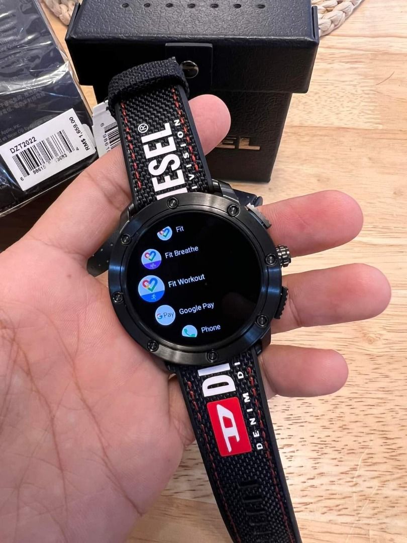 Diesel on smart watch store
