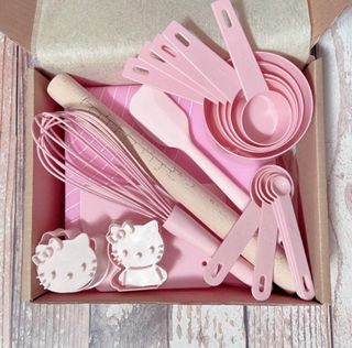 Pastel Pink Baking Set