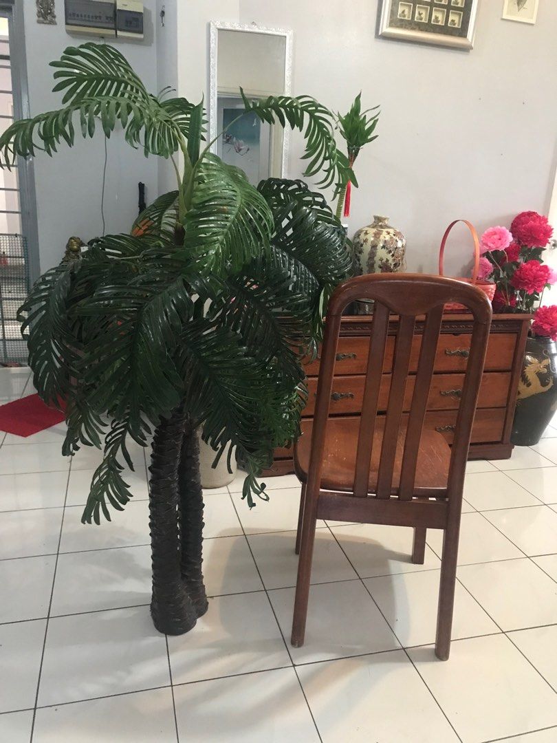 plastic tree, Furniture & Home Living, Home Decor, Artificial Plants