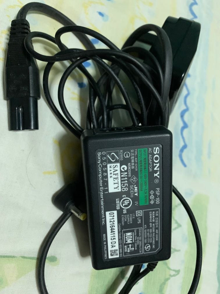 Psp original charger, Computers & Tech, Parts & Accessories, Chargers
