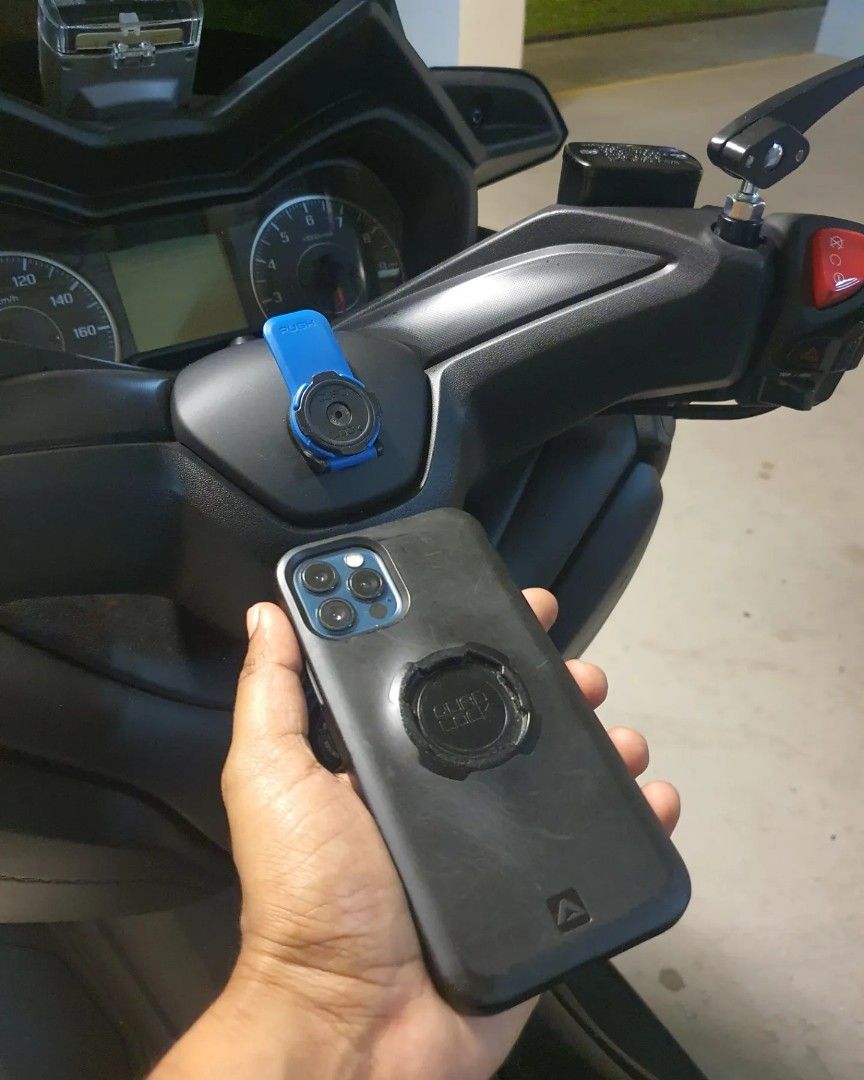 Quadlock, Motorcycles, Motorcycle Accessories on Carousell