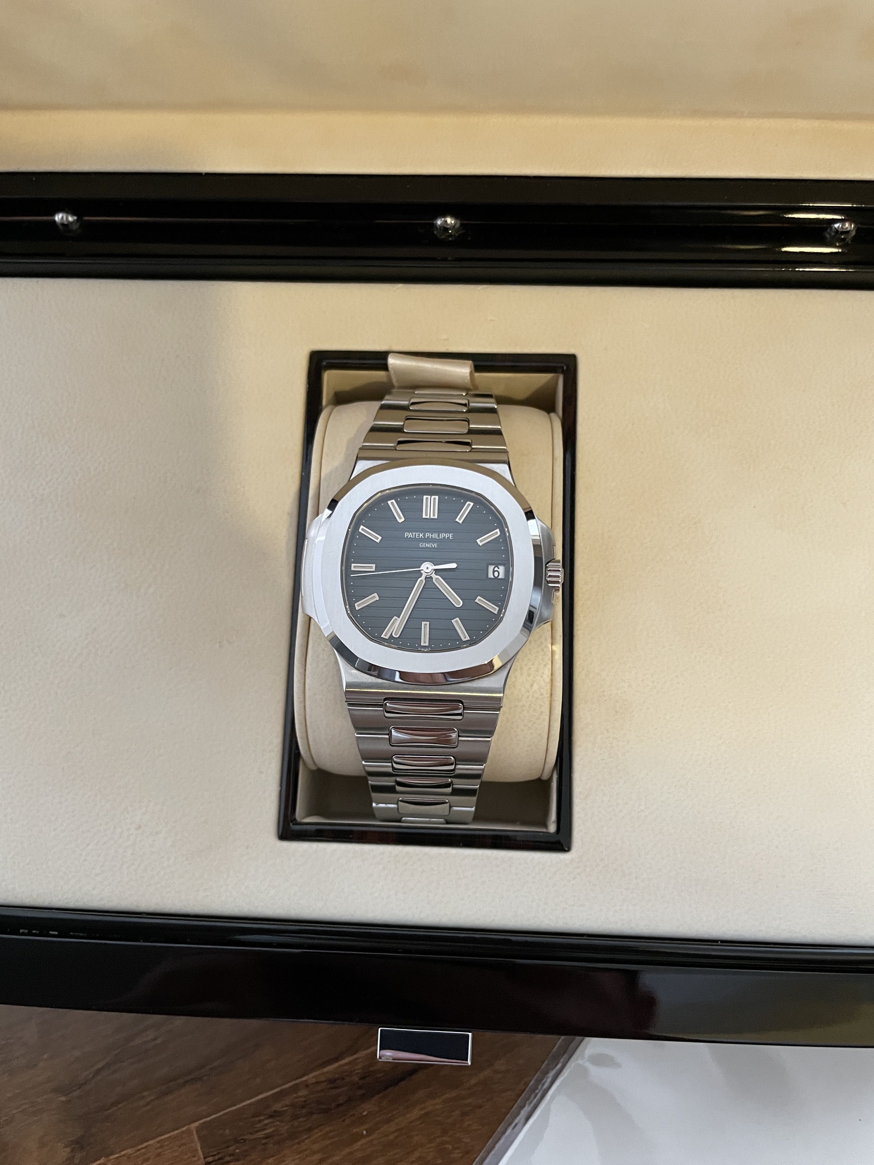 Patek 5711 led dial sales