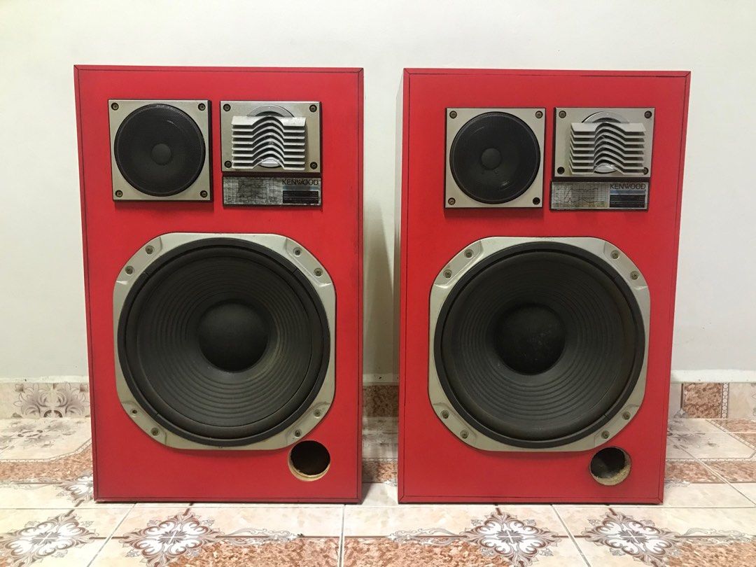 Rare vintage speaker kenwood LSK700 red body, Audio, Soundbars