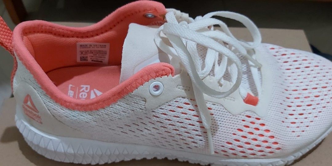Reebok top flexagon white