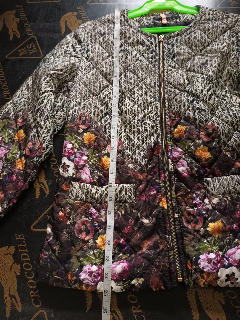 RINASCIMENTO, Women's Fashion, Coats, Jackets and Outerwear on Carousell