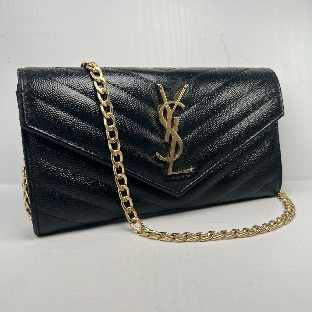 Saint laurent monogram quilted bag discount