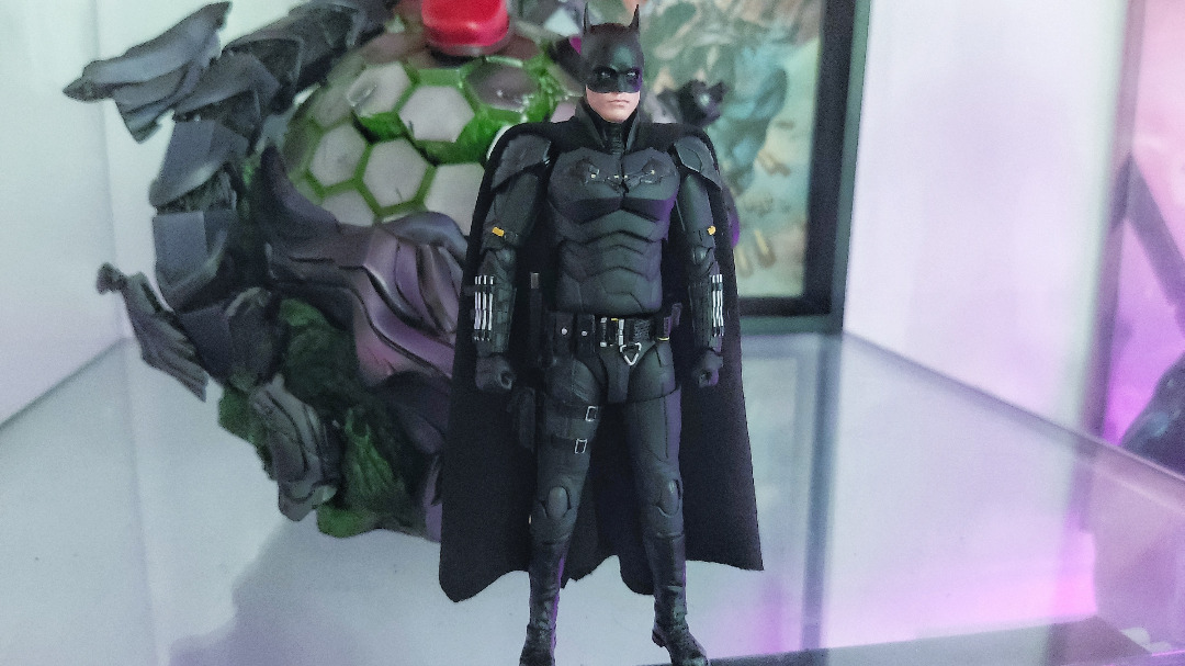 SH Figuarts The Batman 2022 with mods fixes, Hobbies & Toys, Toys