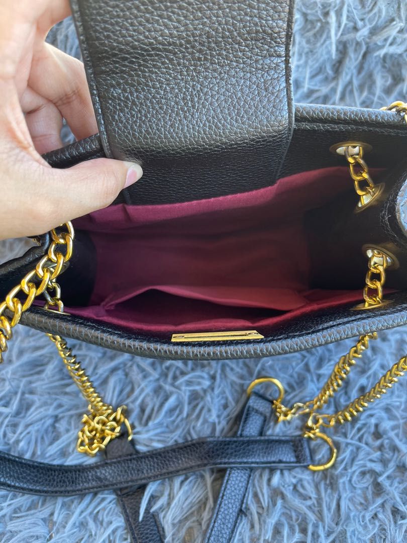 Shoulder Bag (Category: Shoulder Bags) located in Cebu City. Submitted by iamish_items (Listing ID 1200315666, Image 2). Description: .