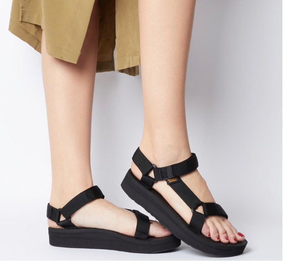 midform sandals