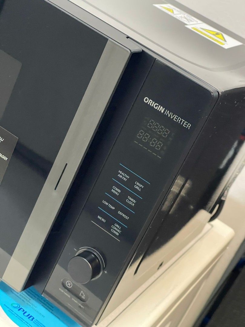 TOSHIBA MVTC26TF(BK) 26L MICROWAVE CONVECTION WITH INVERTER Display