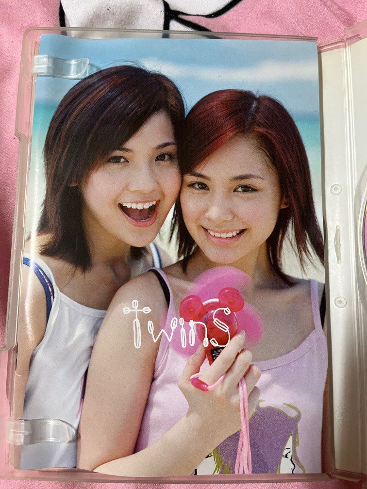 Twins ツインズ 80塊環遊世界 第二版CD+DVD 香港盤