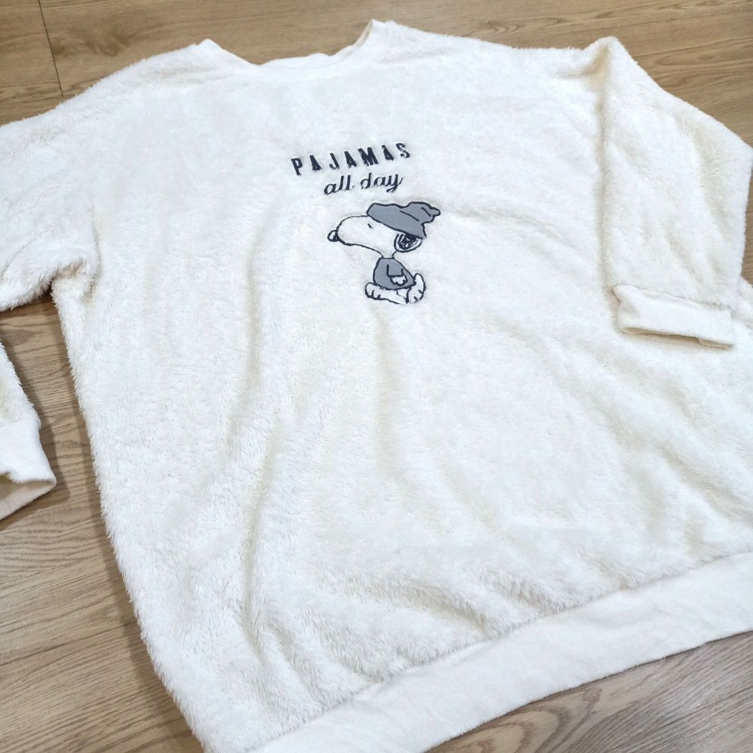 Uniqlo Peanuts Fluffy Winter Pajamas