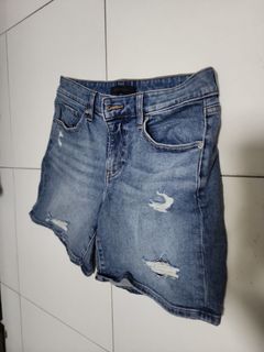 (Category: ) located in . Submitted by fatcat73 (Listing ID 1200358079, Image 1). Description: .