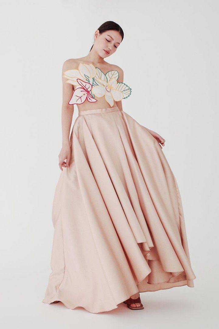 Vania romoff gowns hotsell