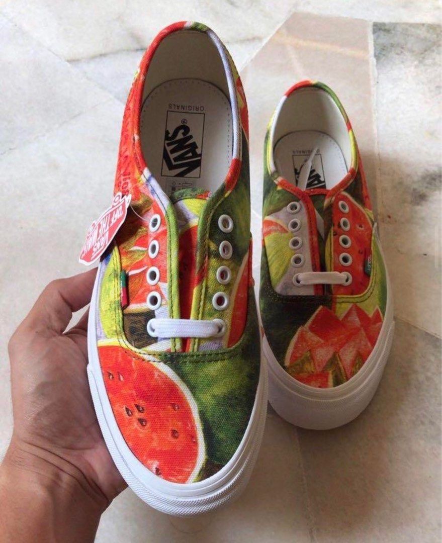 Frida shop vans vault