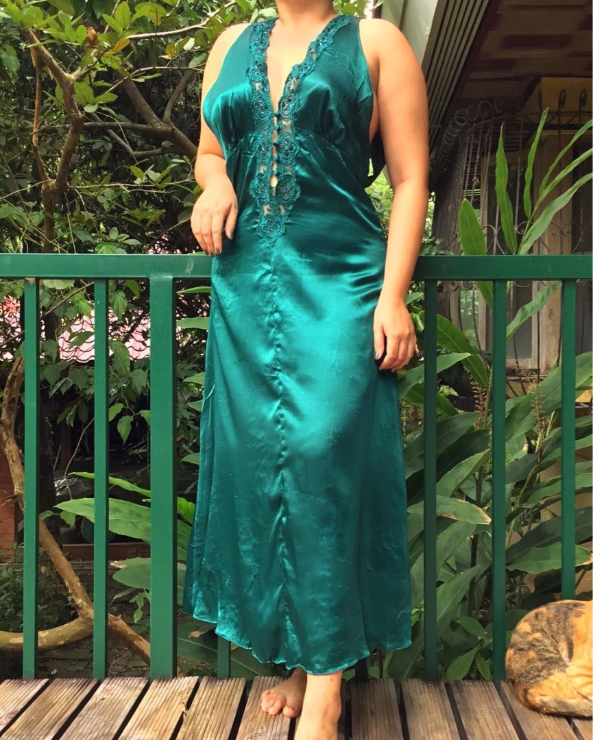 Halter nightgown store