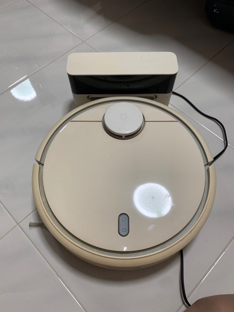 Xiaomi mi robot vacuum cleaner 1st generation top