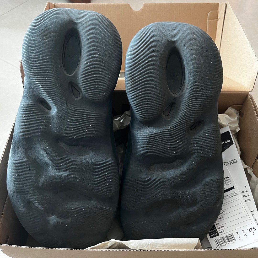 yeezy foam mineral blue