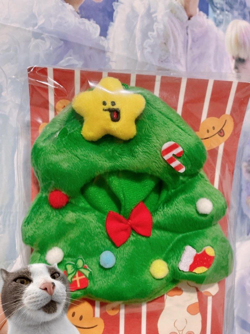 Christmas shop tree clothes