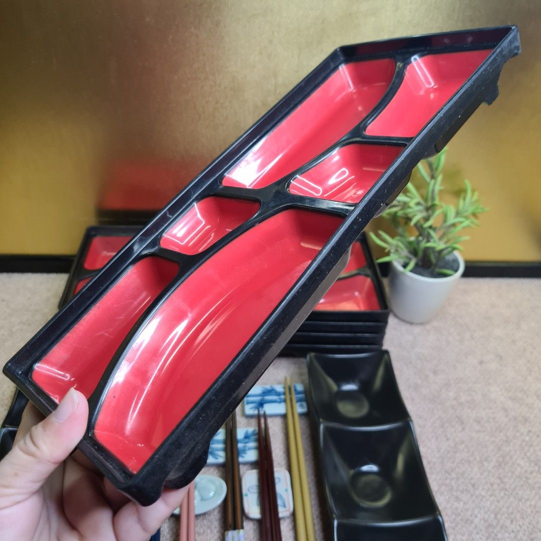 5 SETS 6 GRID TRADITIONAL JAPANESE SERVING PLATTERS WITH 2 SAUCE TRAYS