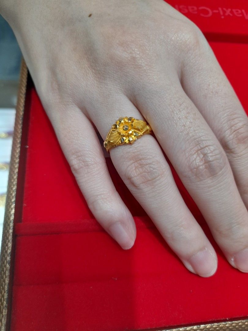 Gold ring outlet price girl