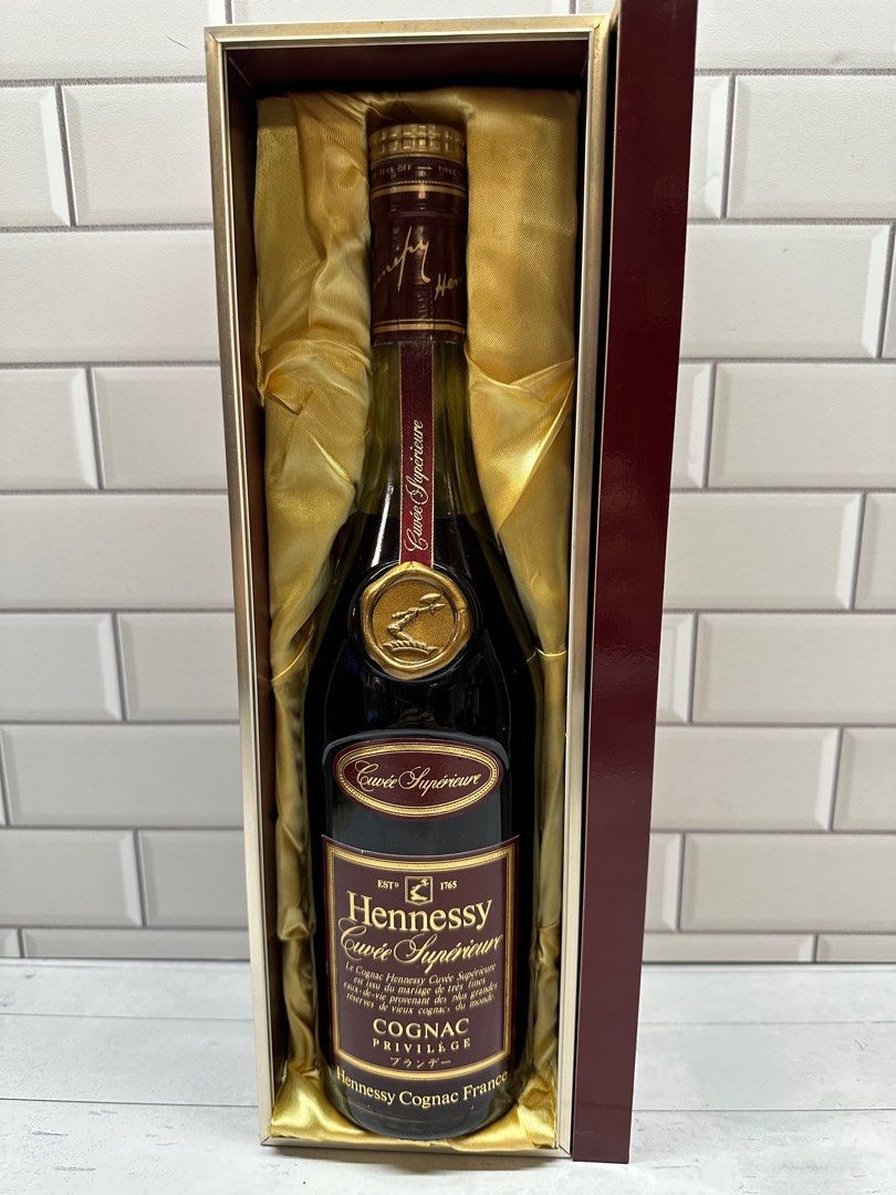 舊裝日版軒尼詩Hennessy Cuvee Superieure Cognac 青樽700ml, 嘢食& 嘢