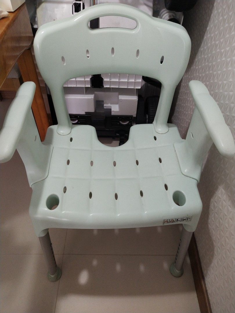 ETAC Adjustable Shower Chair, Furniture & Home Living, Furniture