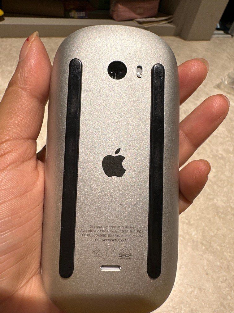 Apple Magic Mouse, Computers & Tech, Parts & Accessories, Mouse