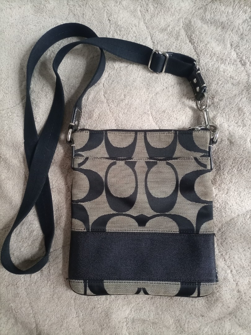 Authentic Coach messenger bag, Women's Fashion, Bags & Wallets, Cross ...
