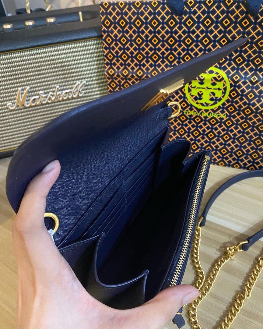 AUTHENTIC * Tory Burch Emerson Combo Crossbody Bag, Women's Fashion, Bags &  Wallets, Purses & Pouches on Carousell