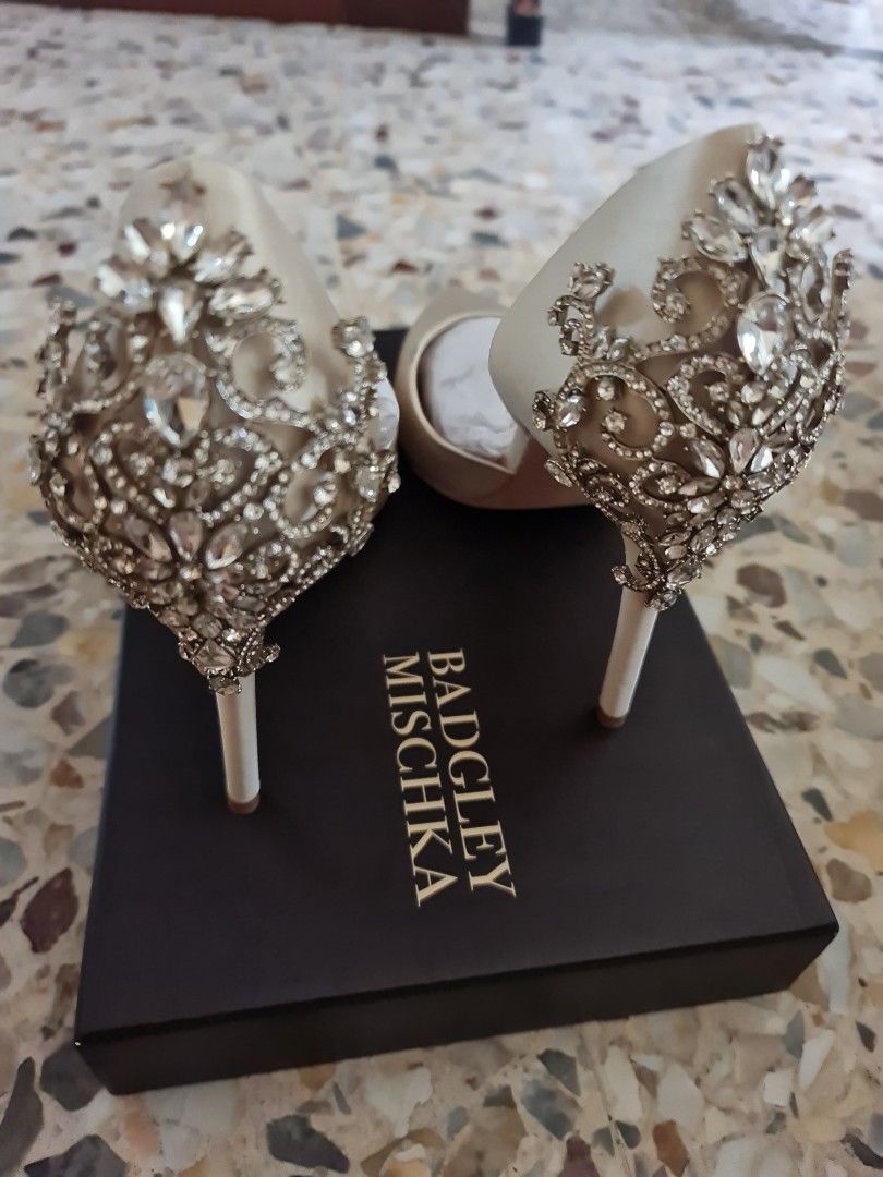 Badgley Mischka Karma Heels Ivory