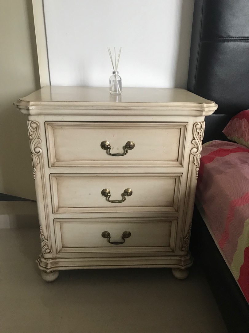 narrow lucite console table