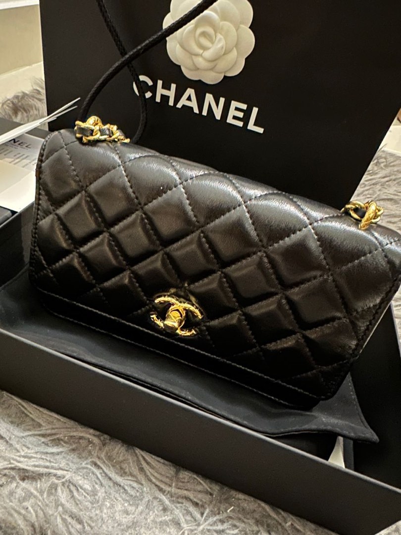 BN Chanel O-Mini Bag [Bought from Paris on Nov 2022], Women's Fashion, Bags  & Wallets, Cross-body Bags on Carousell