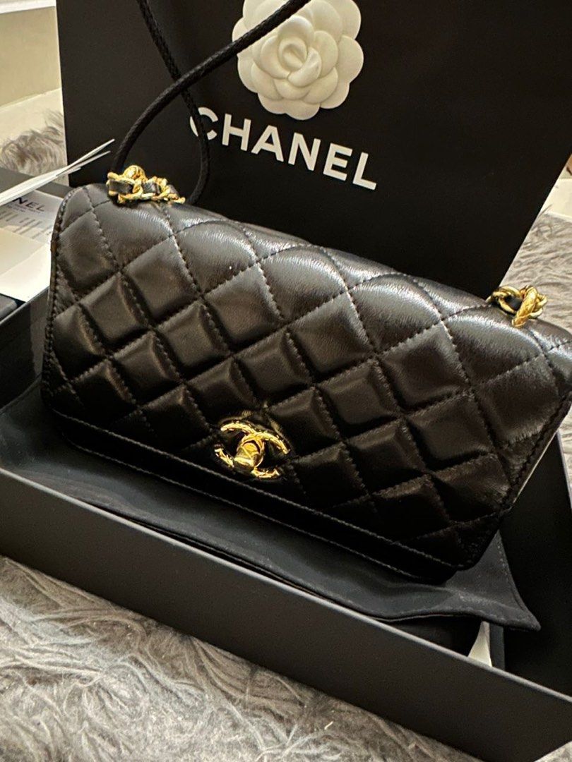 Bn Chanel Mini Hp bag crossbody – Champs Elysees Le Amy