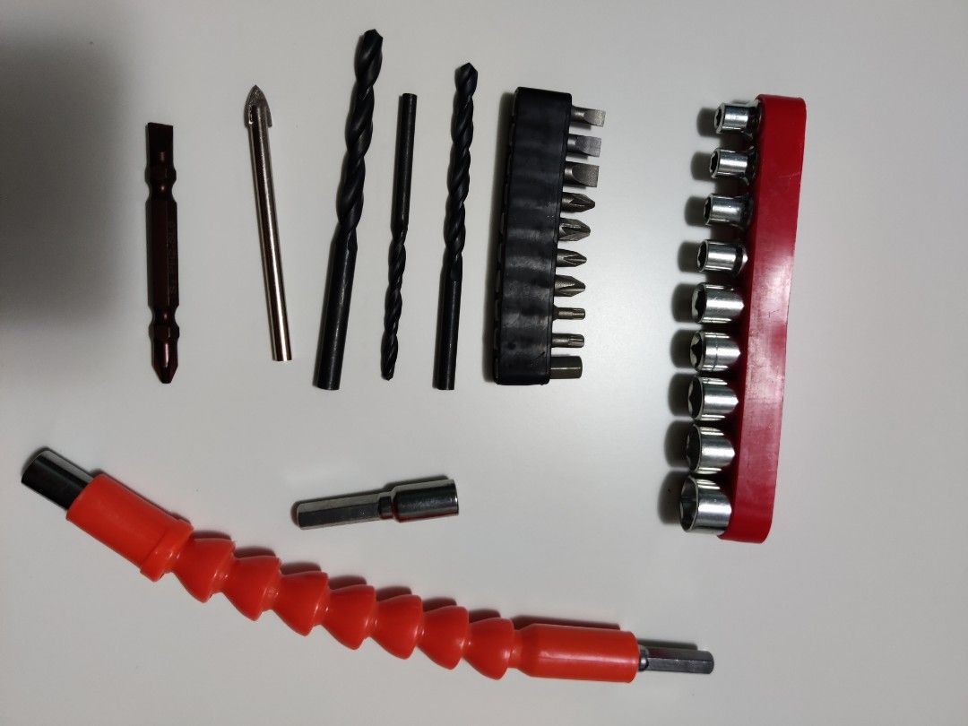 BNIB cordless drill gun, Furniture & Home Living, Home Improvement