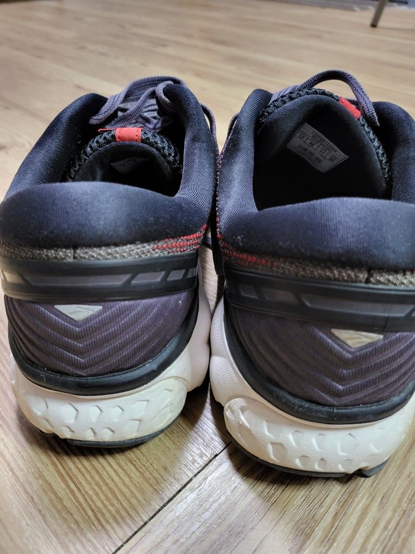 Brooks Ghost 11