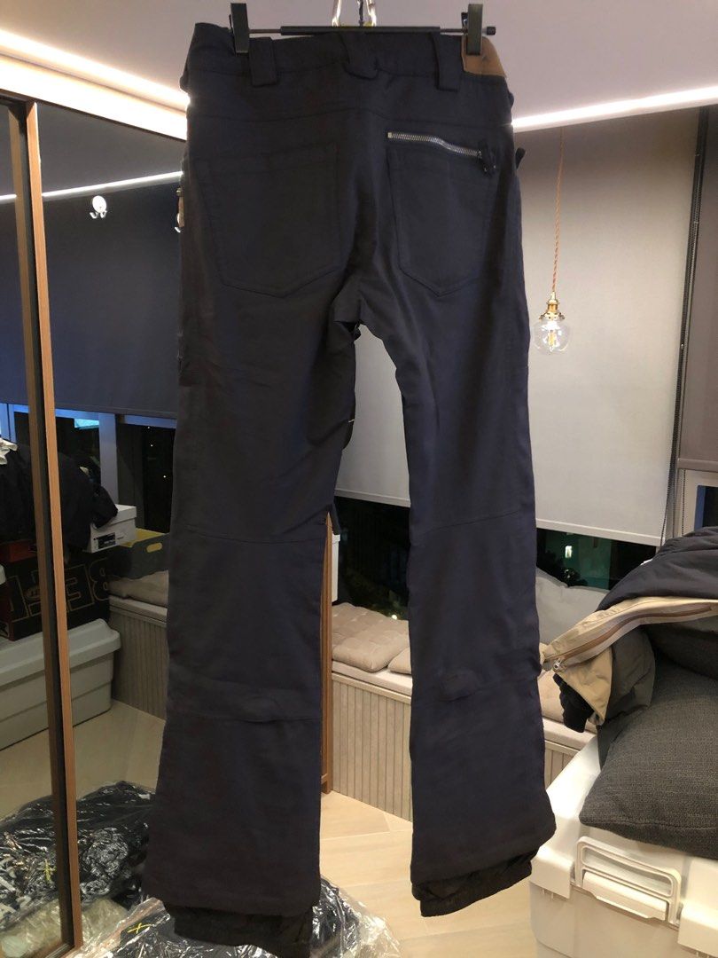 日本Burton 女裝防風防水滑雪褲Size S, 女裝, 褲＆半截裙, 其他下身- Carousell