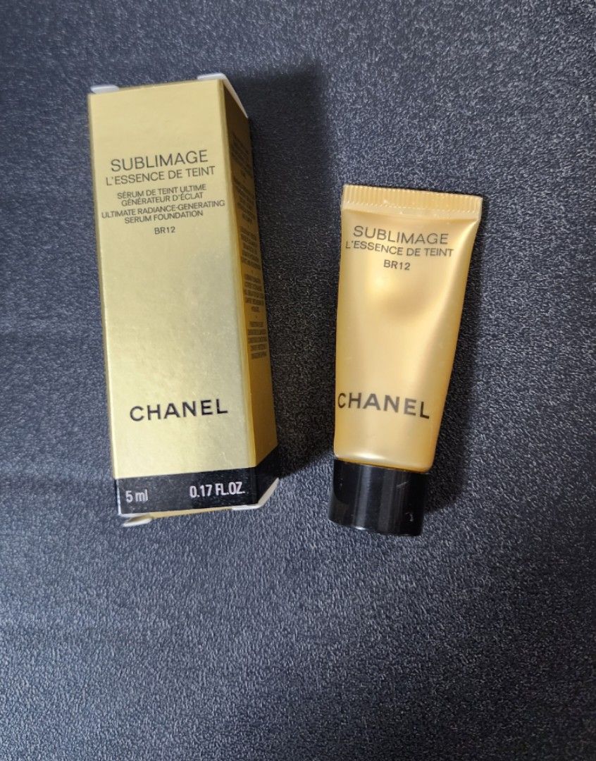 Chanel Sublimage Le Teint Ultimate Radiance Generating Cream Foundation  Beige 20, L'essence de Teint Serum Liquid Foundation BR12 5ml with box