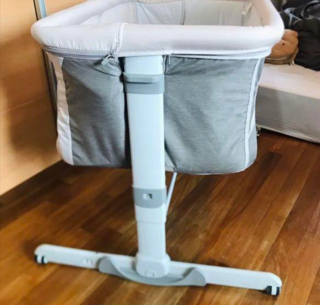 Chicco Next2 Me Dream Bedside Cot Crib for cosleeping, Babies & Kids