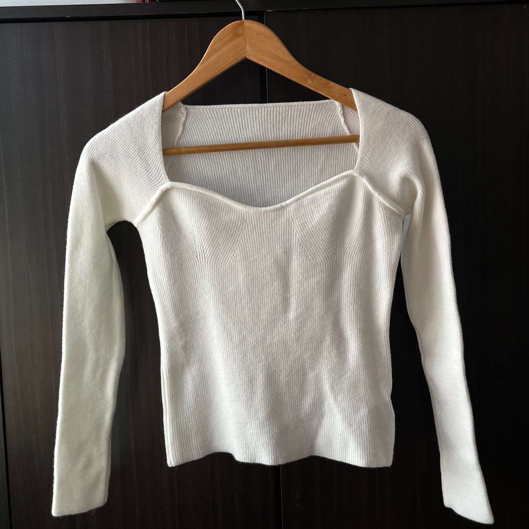 DAZY Ribbed Knit Sweetheart Neck Sweater, Women's Fashion, Tops ...