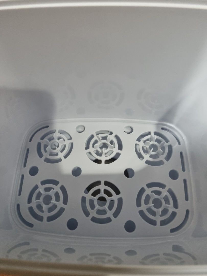 DR BROWN'S STERILIZER AND DRYER WITH HEPA AIR FILTER, Babies & Kids