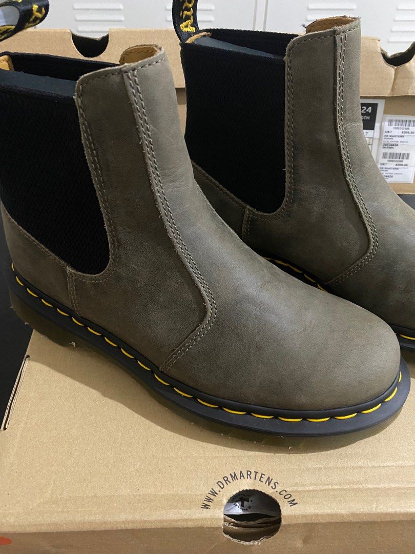 Dr Martens Chelsea Boots 2976 Hardy Olive Women s Fashion