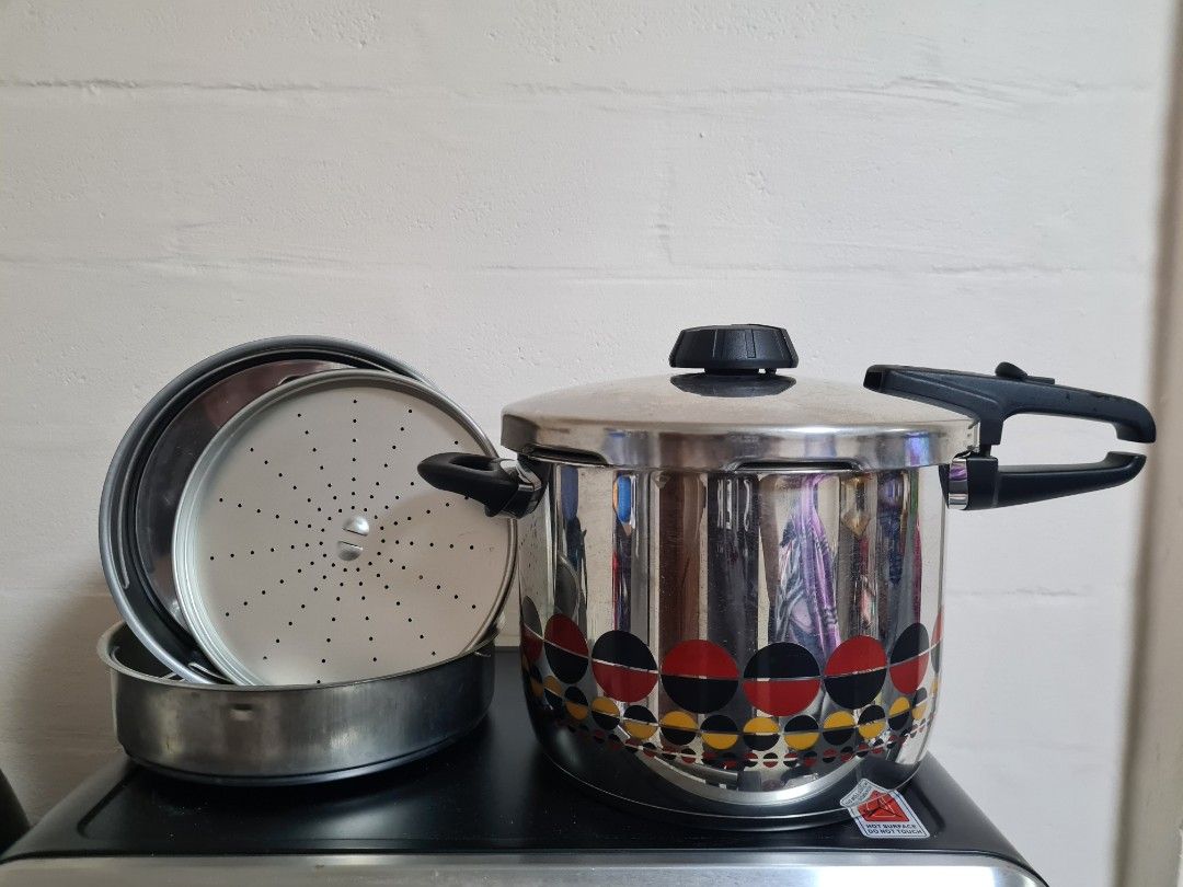 Fissler Vitavit Pressure Cooker, Furniture & Home Living, Kitchenware