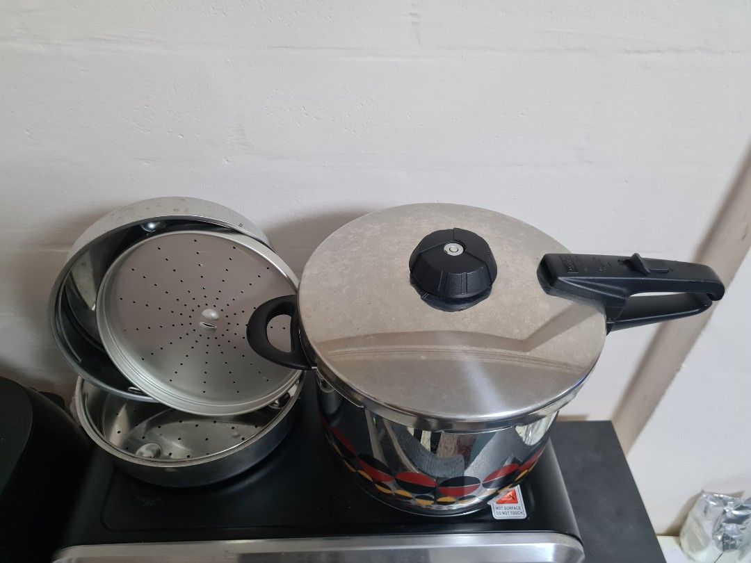 Fissler Vitavit Pressure Cooker, Furniture & Home Living, Kitchenware